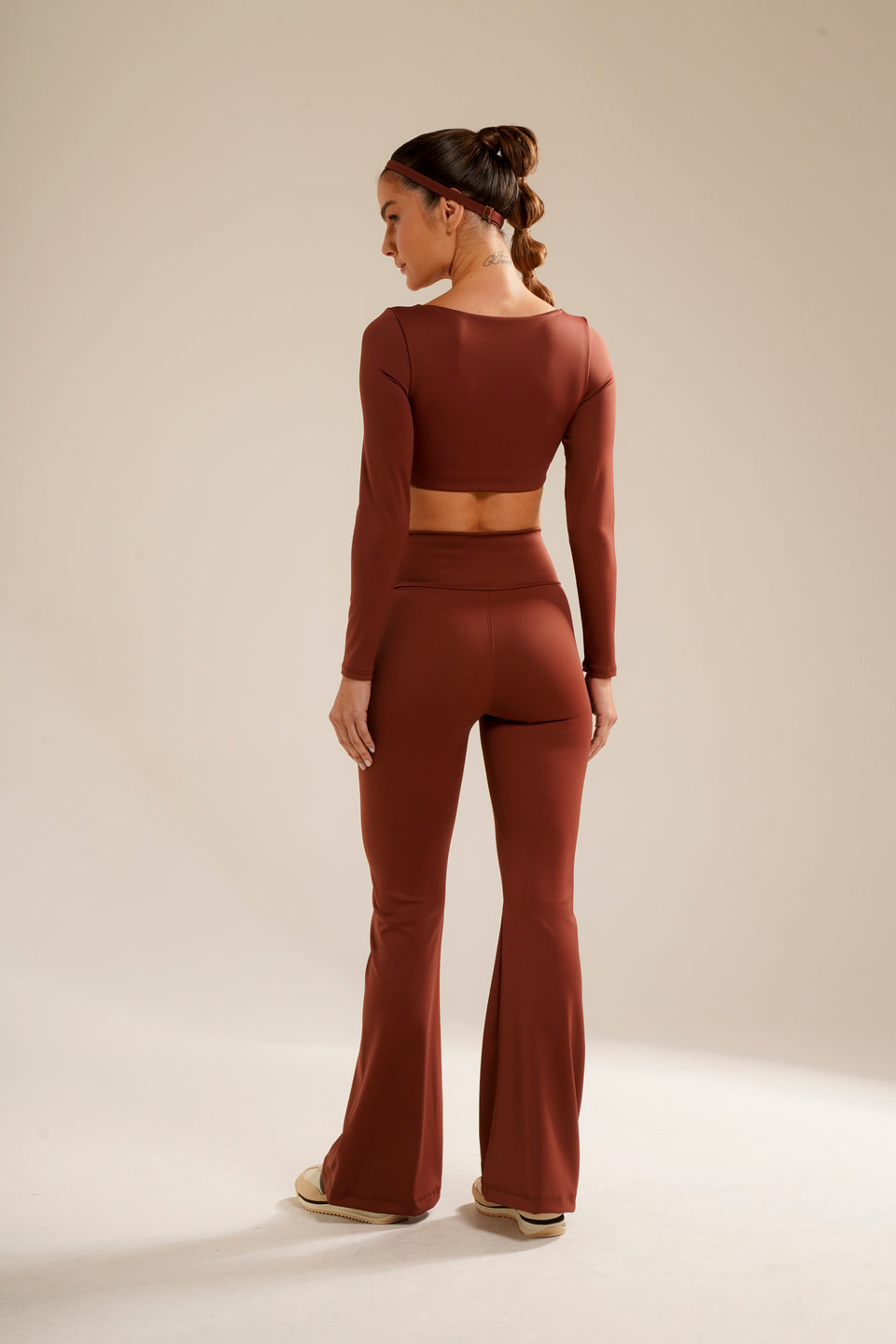 Calça Bailarina V PERFORMANCE PELE